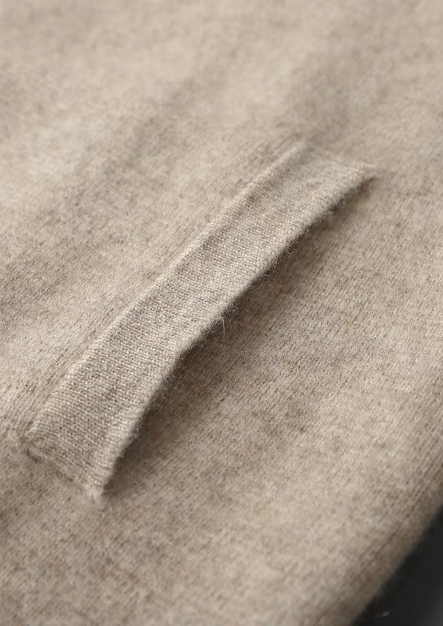 PURE EXTRA-FINE MERINO WOOL SAND FALCONI SET