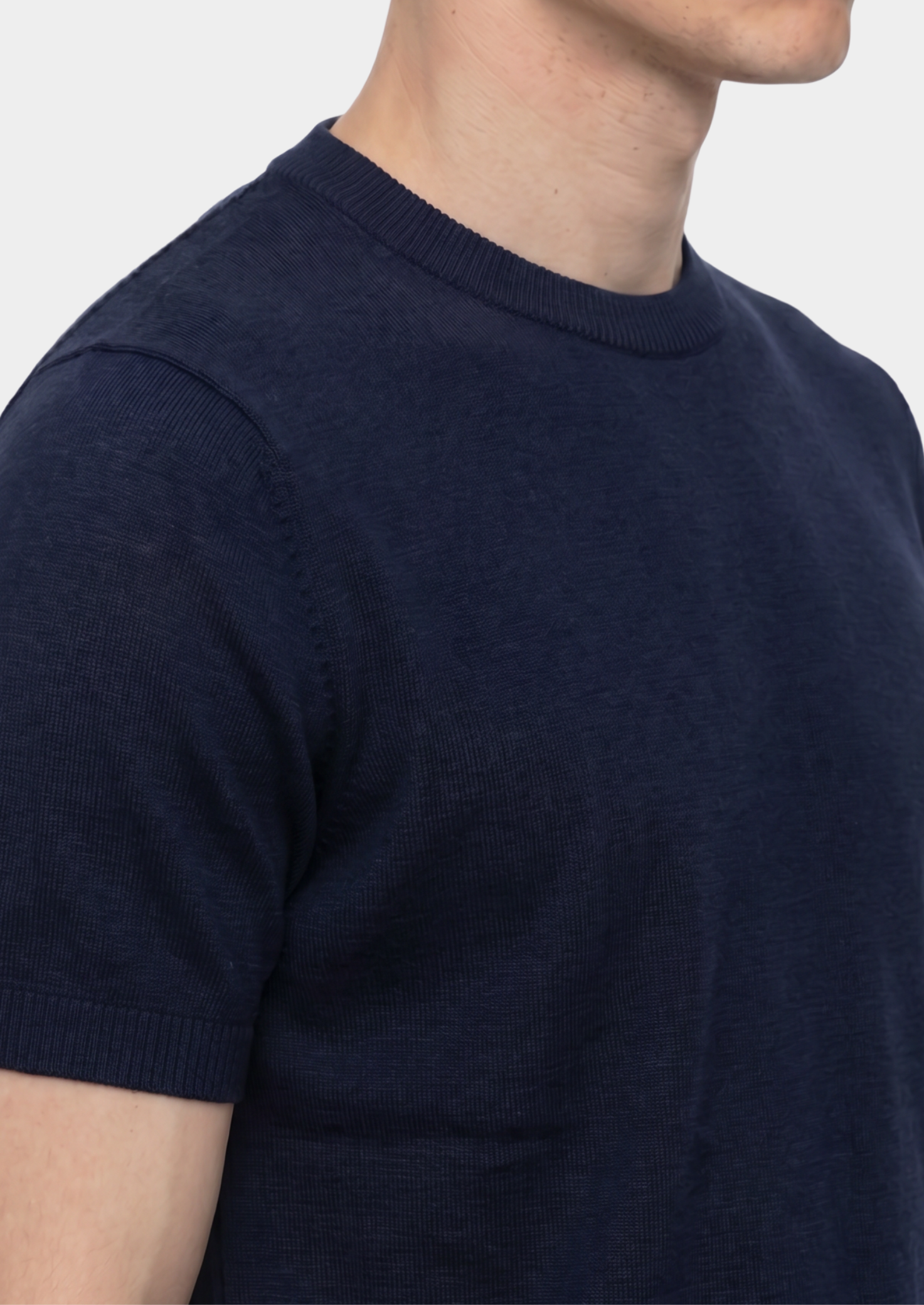 ESSENTIAL NAVY BLUE KNITTED CREWNECK T-SHIRT